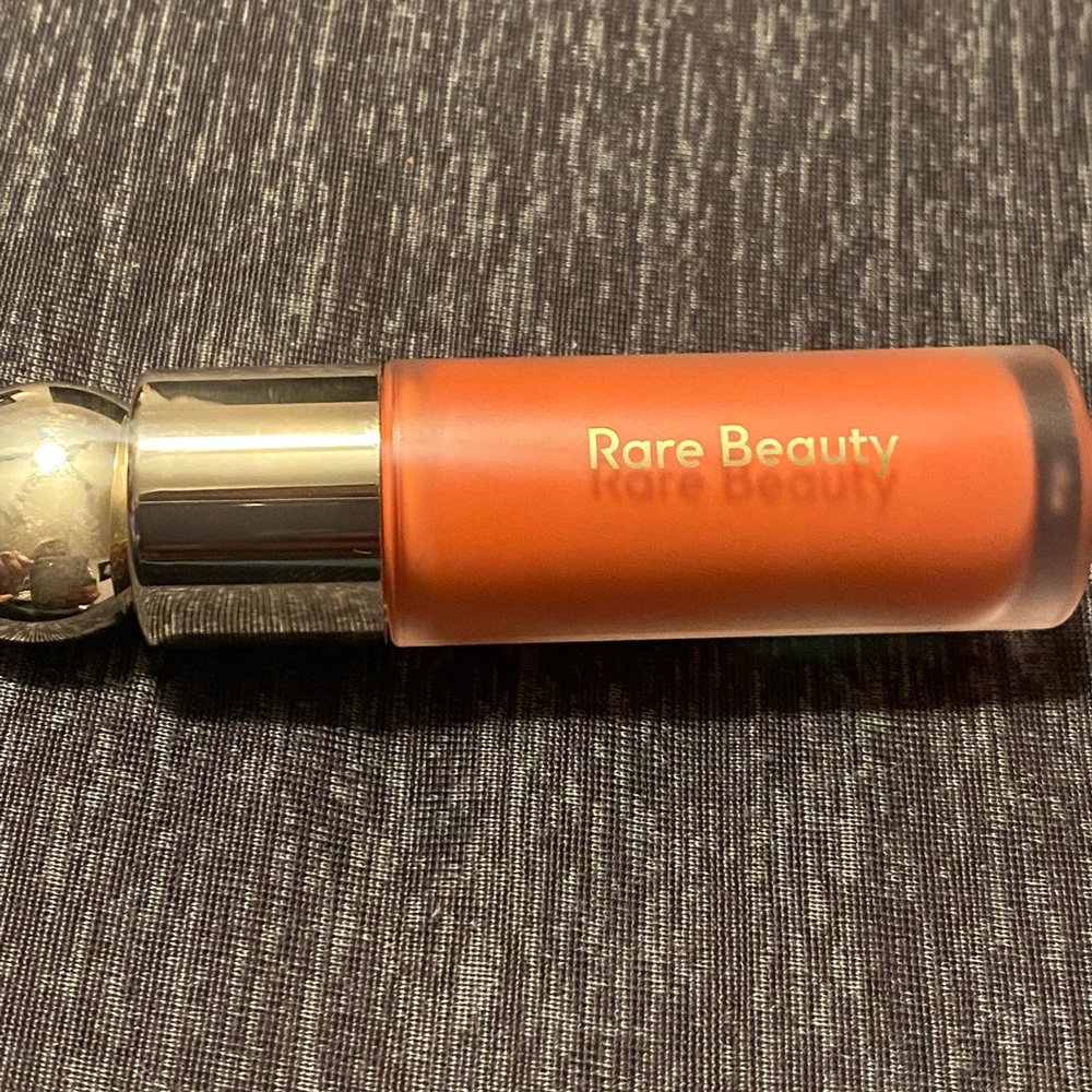 Rare Beauty blush. Joy